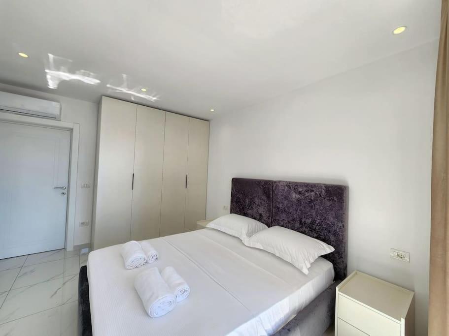 Tirana City Center Penthouse Oasis Eksteriør bilde