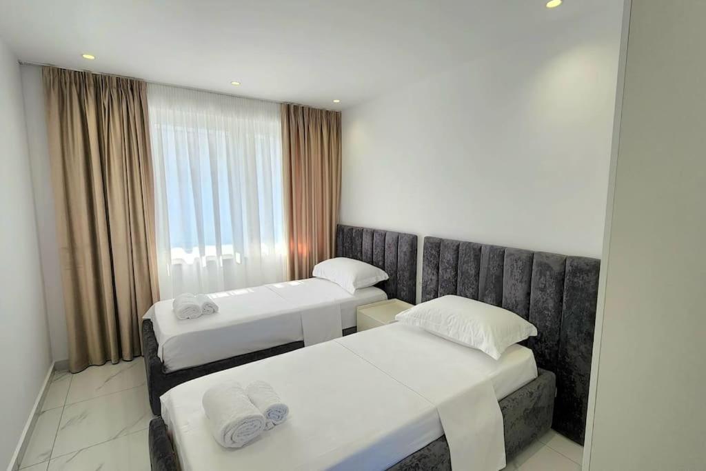 Tirana City Center Penthouse Oasis Eksteriør bilde
