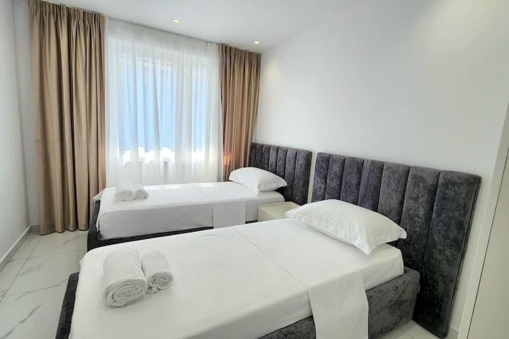 Tirana City Center Penthouse Oasis Eksteriør bilde