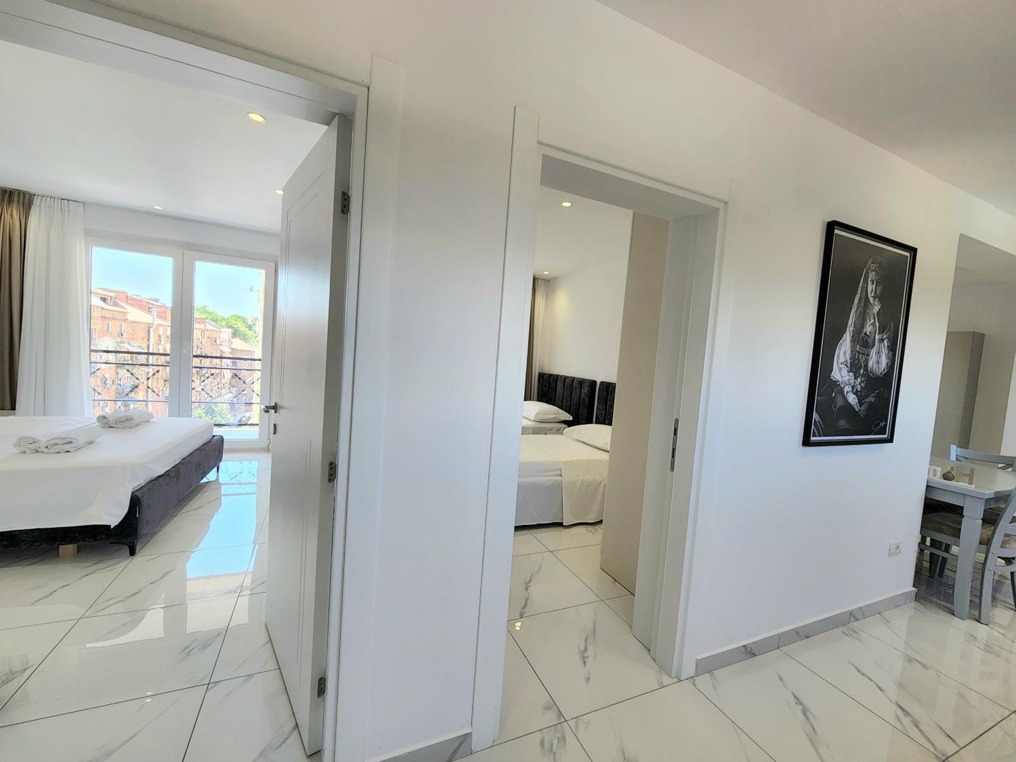 Tirana City Center Penthouse Oasis Eksteriør bilde