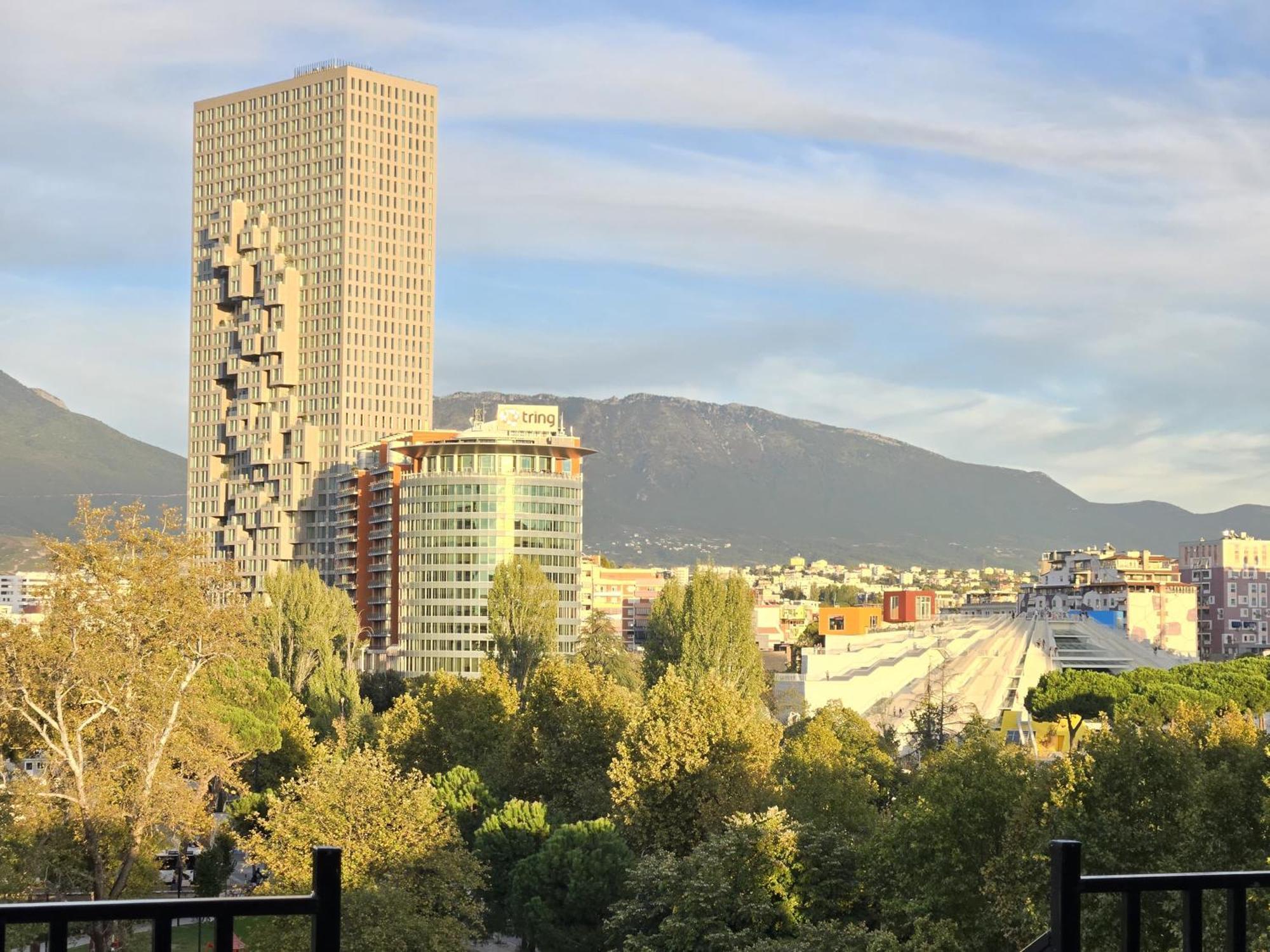 Tirana City Center Penthouse Oasis Eksteriør bilde